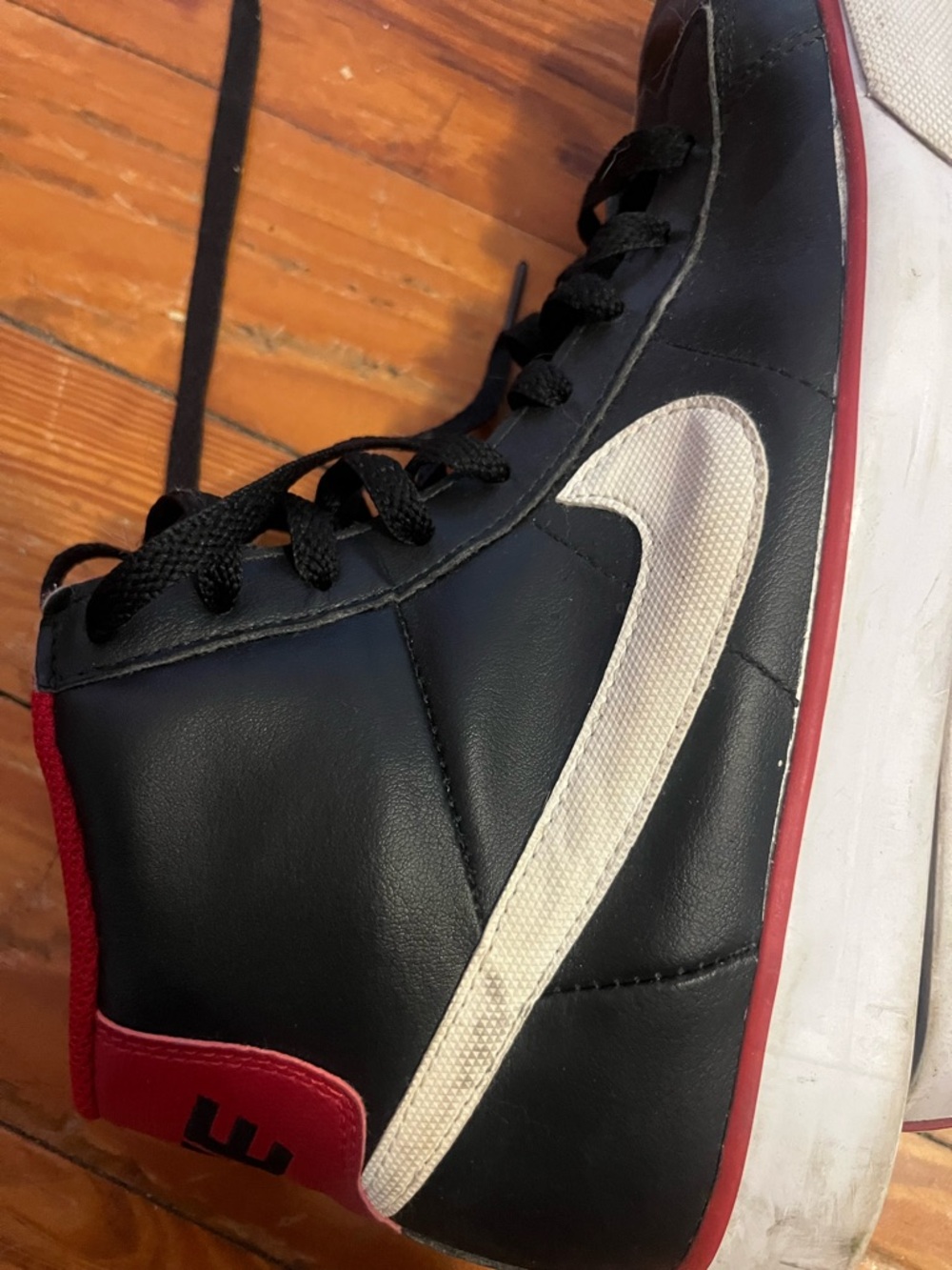 Nike Air Force 1 Black and Red High-Top Sneakers - Picture 5 of 6